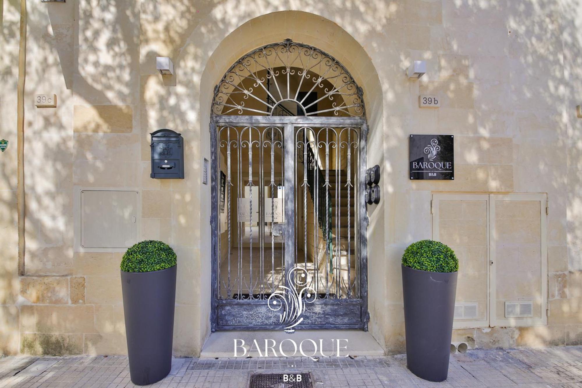 Baroque B&B Lecce Bagian luar foto