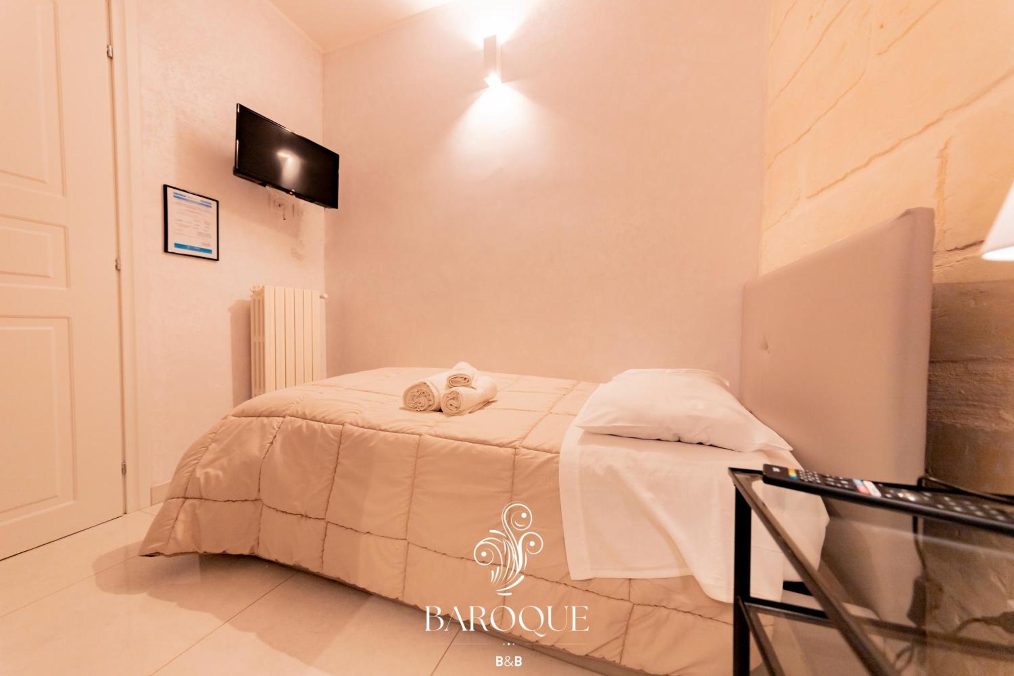 Baroque B&B Lecce Ruang foto