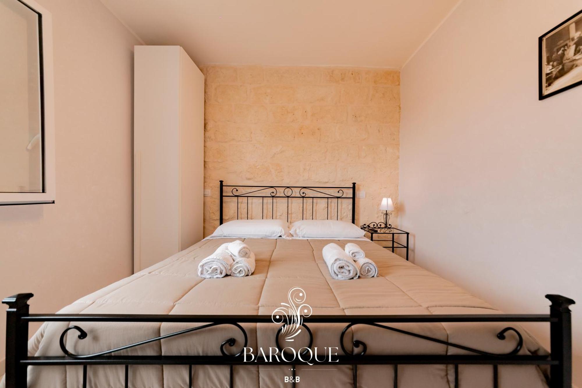 Baroque B&B Lecce Ruang foto